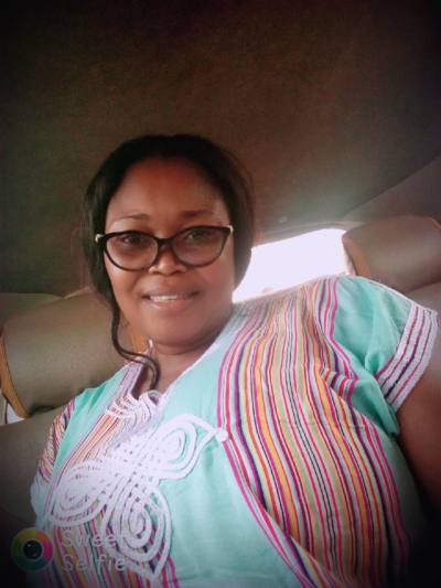 Caroline 44 ans Yaoundé Cameroun