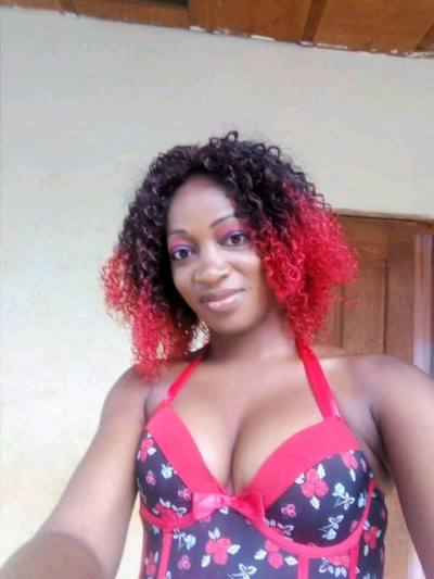Laila 34 ans Douala Cameroun