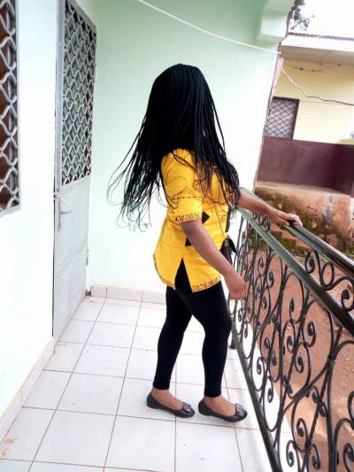 Sonia 32 ans Dschang Cameroun