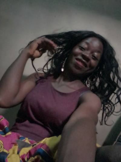 Marie 30 ans Yaoundé Cameroun