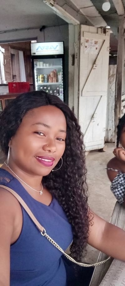 Aicha Site de rencontre femme black Mali rencontres célibataires 30 ans