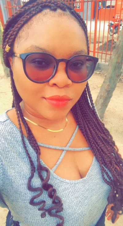 Danielle Site de rencontre femme black Cameroun rencontres célibataires 27 ans
