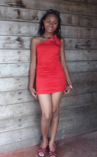 Henriette 21 ans Sambava Madagascar