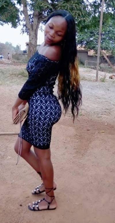 Rachel 27 ans Yaounde Cameroun