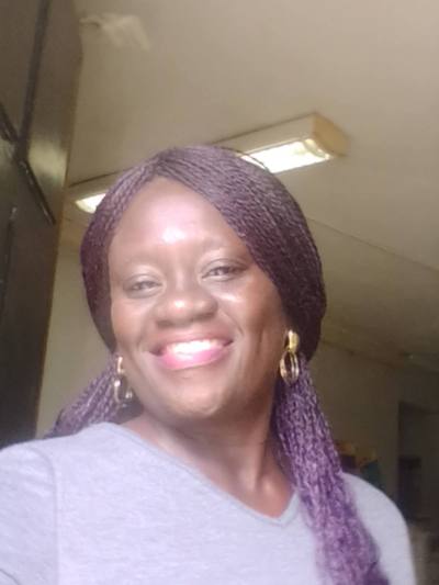 Lydie 54 Jahre Libreville  Gabun
