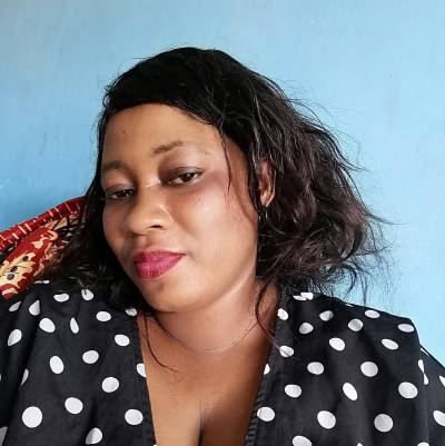 Chantal Site de rencontre femme black Cameroun rencontres célibataires 27 ans