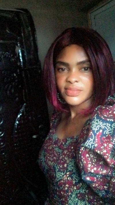 Viviane 42 years Lagos  Nigeria