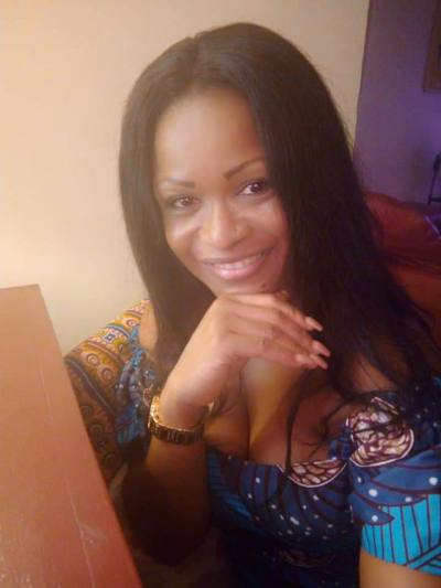 Sandy 38 ans Yaoundé Cameroun