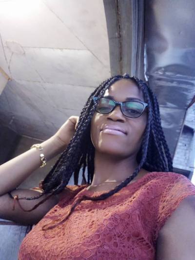 Cecile 37 ans Centre Cameroun