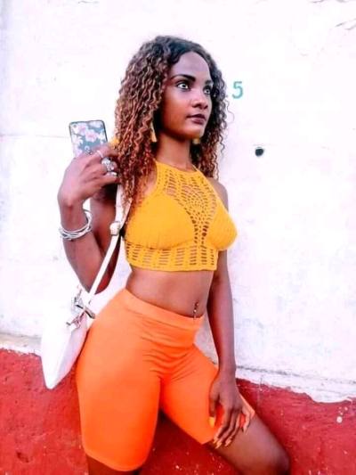 Lilah 28 ans Antsiranana Madagascar