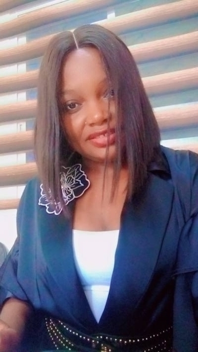 Nancy 35 ans Yaoundé 6eme Cameroun