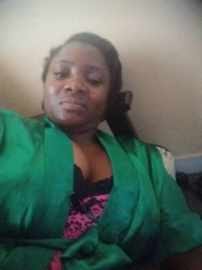Nina 41 ans Yaounde Cameroun