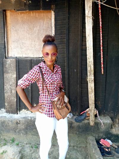 Clarisse 41 Jahre Libreville Gabun