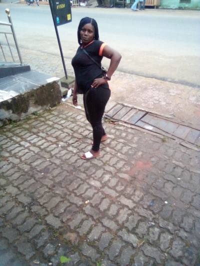 Prisca 32 ans Douala Cameroun