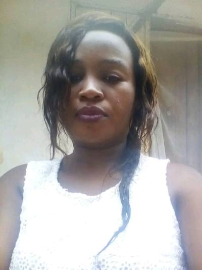 Josiane 31 ans Yaoundé Cameroun