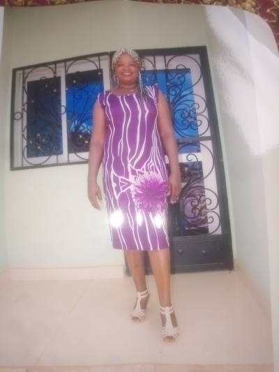 Regine 53 ans Yaoundé Cameroun