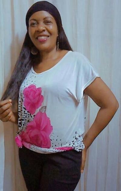 Ariane 47 ans Yaounde 1 Cameroun