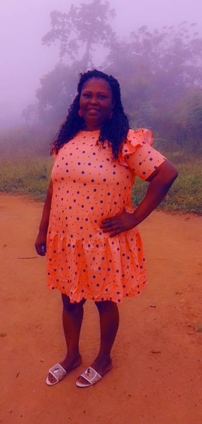 Comfort 35 ans Accra Ghana