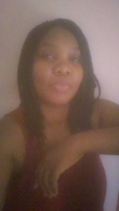 Mona 40 ans Centre Cameroun