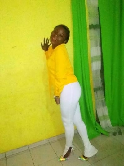 Lorette 34 years Ebolowa Cameroon