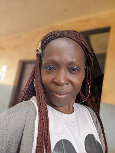 Berthe 48 ans Ydé 4 Cameroun