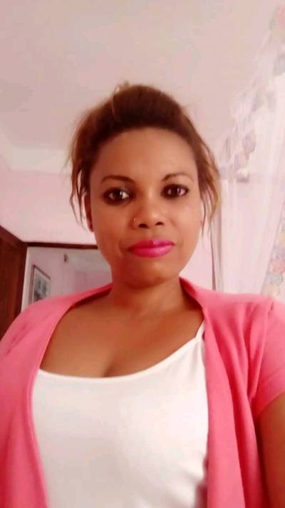 Mariam  Site de rencontre femme black France rencontres célibataires 30 ans