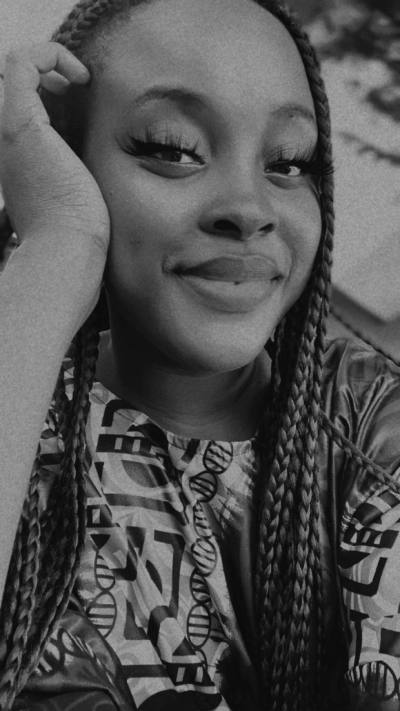 Anaelle 24 ans Douala  Cameroun