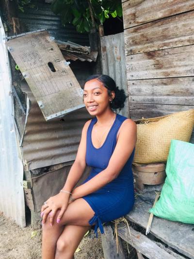 Sandra Site de rencontre femme black Madagascar rencontres célibataires 30 ans
