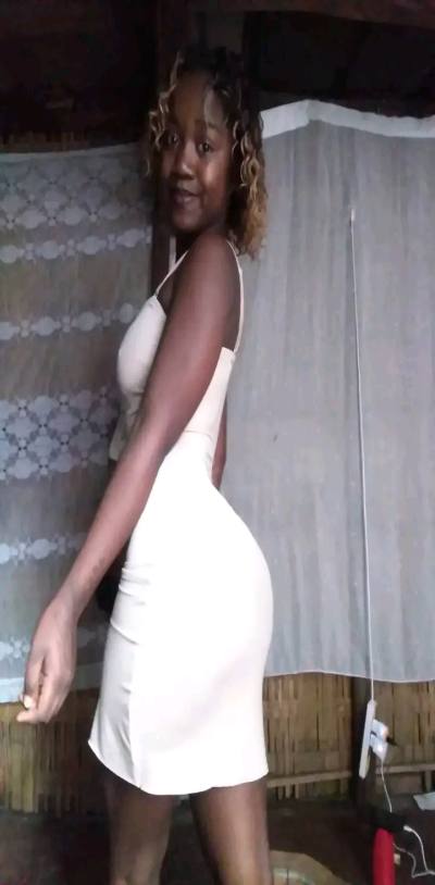 Nathalie 20 ans Tananarive  Madagascar