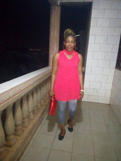 Annie 47 ans Yaoundé 4 Cameroun