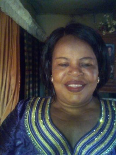 Lucy 61 ans Yaoundé Cameroun