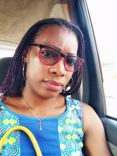 Marie 37 ans Yaoundé 1er Cameroun