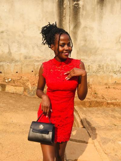 Gaelle 26 Jahre Yaoundé Kamerun