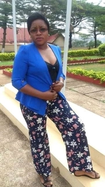 Amanda 30 Jahre Centre Kamerun