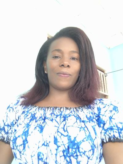 Nathalie 40 Jahre Yaoundé Kamerun
