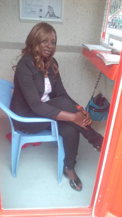 Dina 37 ans Brazzaville Congo