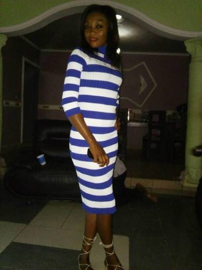 Marthe 36 ans Douala  Cameroun