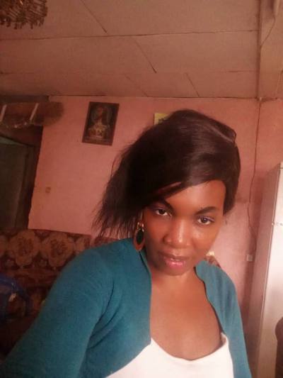 Marcella 40 ans Yaounde Cameroun