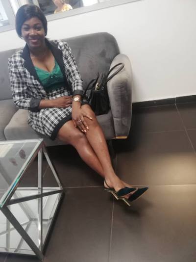 Nina 41 ans Yaounde Cameroun