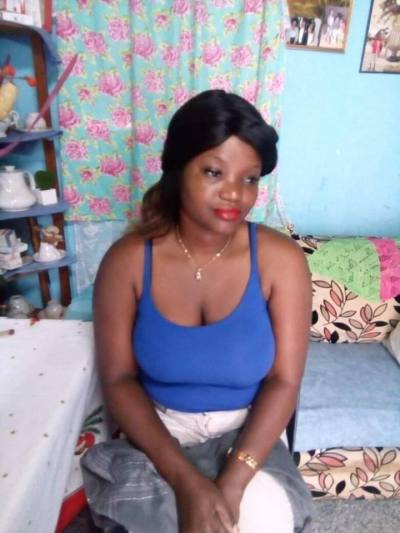 Delphine 40 years Libreville  Gabon