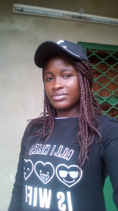 Sandra amougou 31 years Douala Cameroon