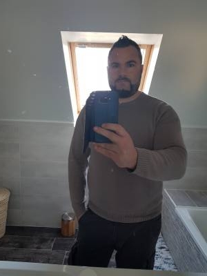 Charles-Edouard 38 ans Kervignac  France