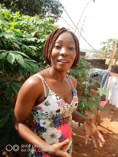 Thérèse 42 ans Yaounde Cameroun