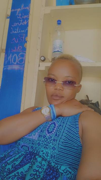 Elise 41 ans Lomé  Togo