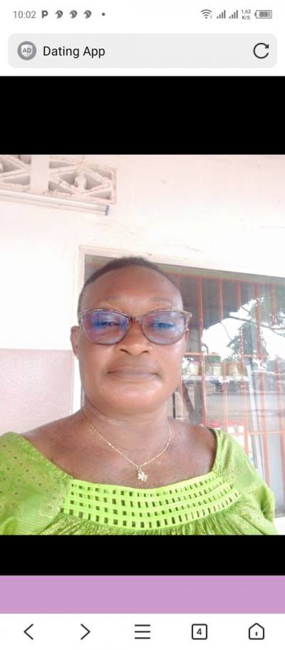 Jeanne 58 ans Golf  Togo