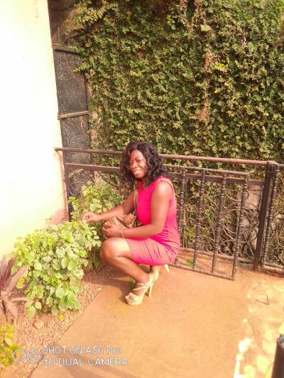 Rosalie 38 ans Yaounde  Cameroun