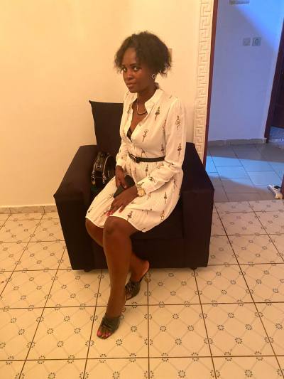Anita 32 ans Yaounde Cameroun