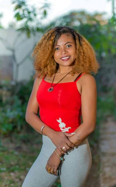 Alida Site de rencontre femme black Madagascar rencontres célibataires 39 ans