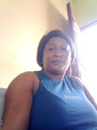 Diane 35 ans Bulu Cameroun