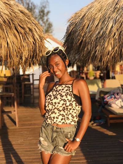 Nirina 24 Jahre Mahabo Madagaskar